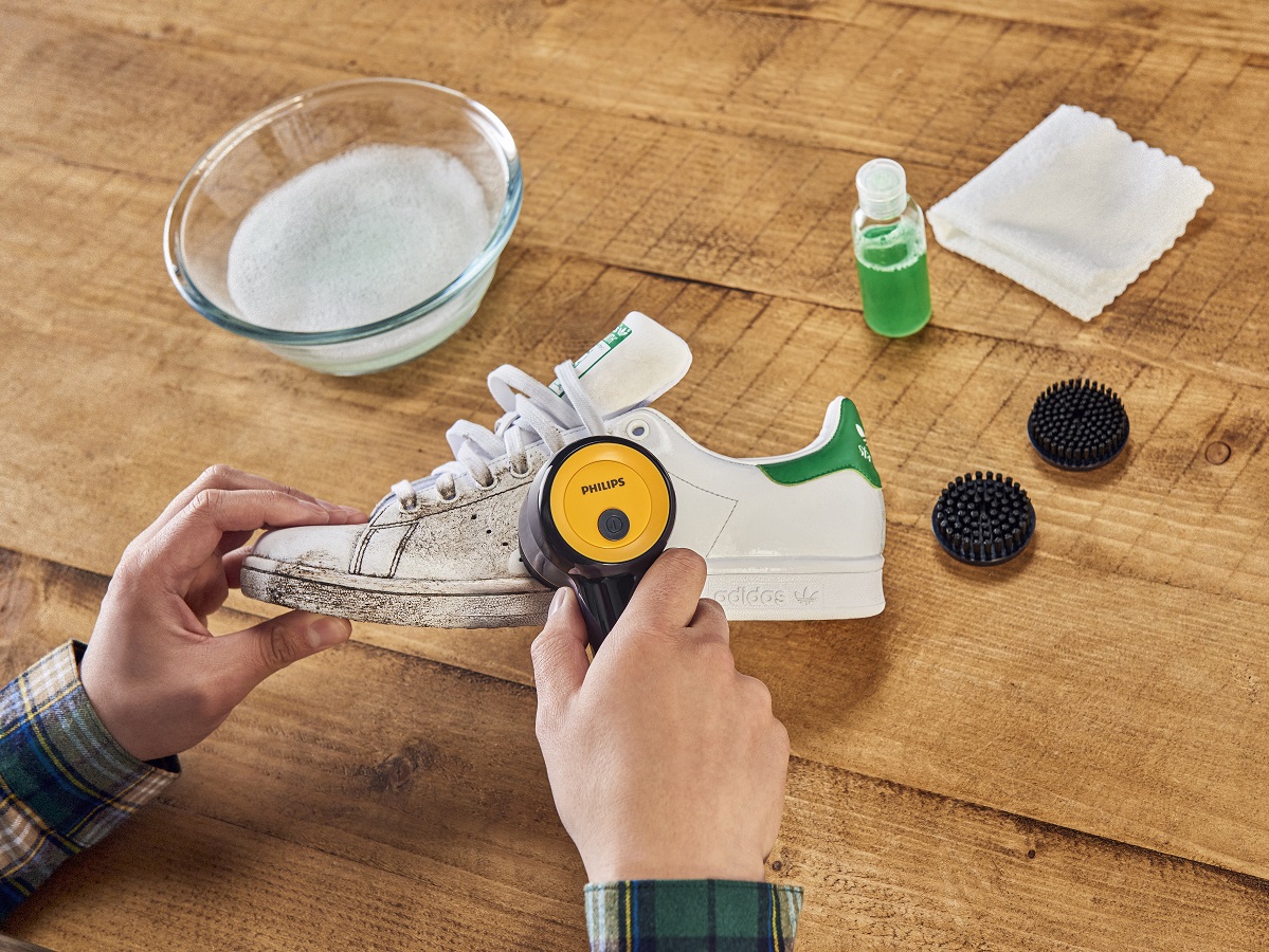 Philips enters all-new sneaker cleaner category - Appliance Retailer
